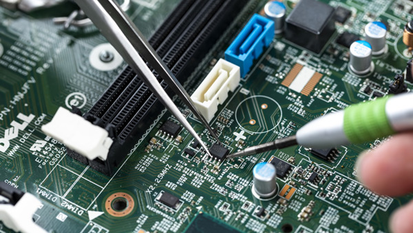 光电信息材料与器件：破解“芯片困局”的钥匙